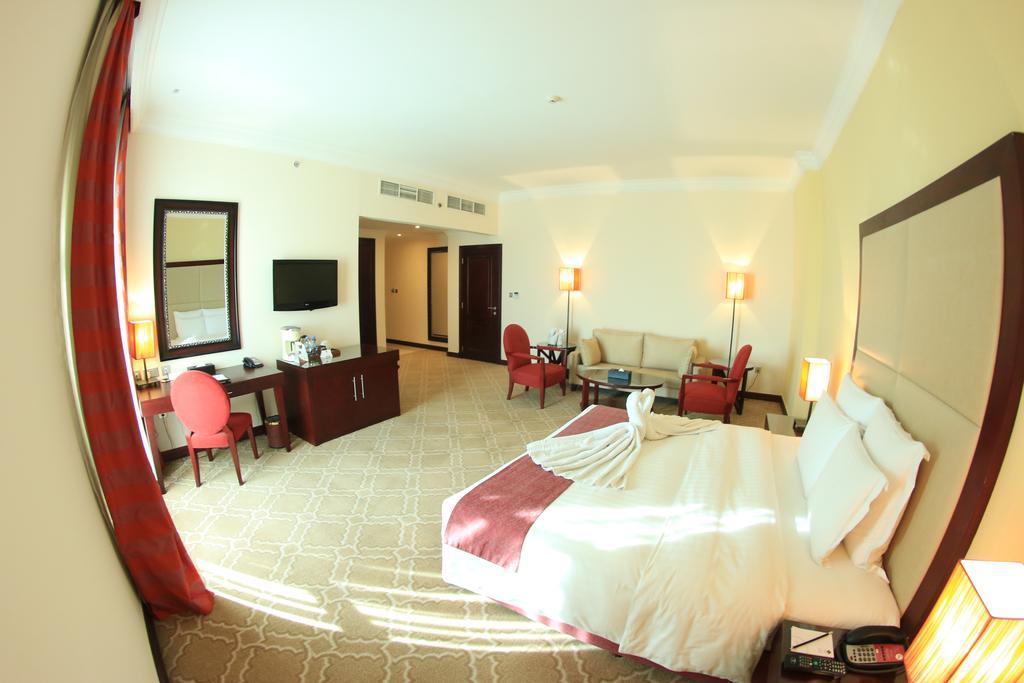 Grand Regal Hotel Doha Room photo